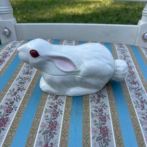 Vintage ceramic rabbit trinket box or candy dish. It is a two-piece set.